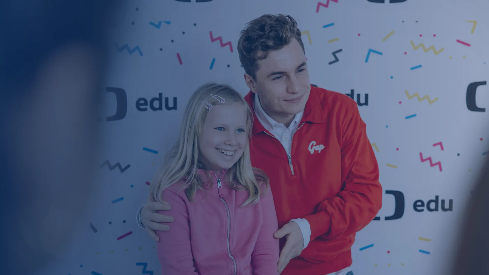 ČT edu rozhýbalo víc než 10 tisíc dětí: výherci soutěže Tančí celá škola se setkali s hvězdami StarDance