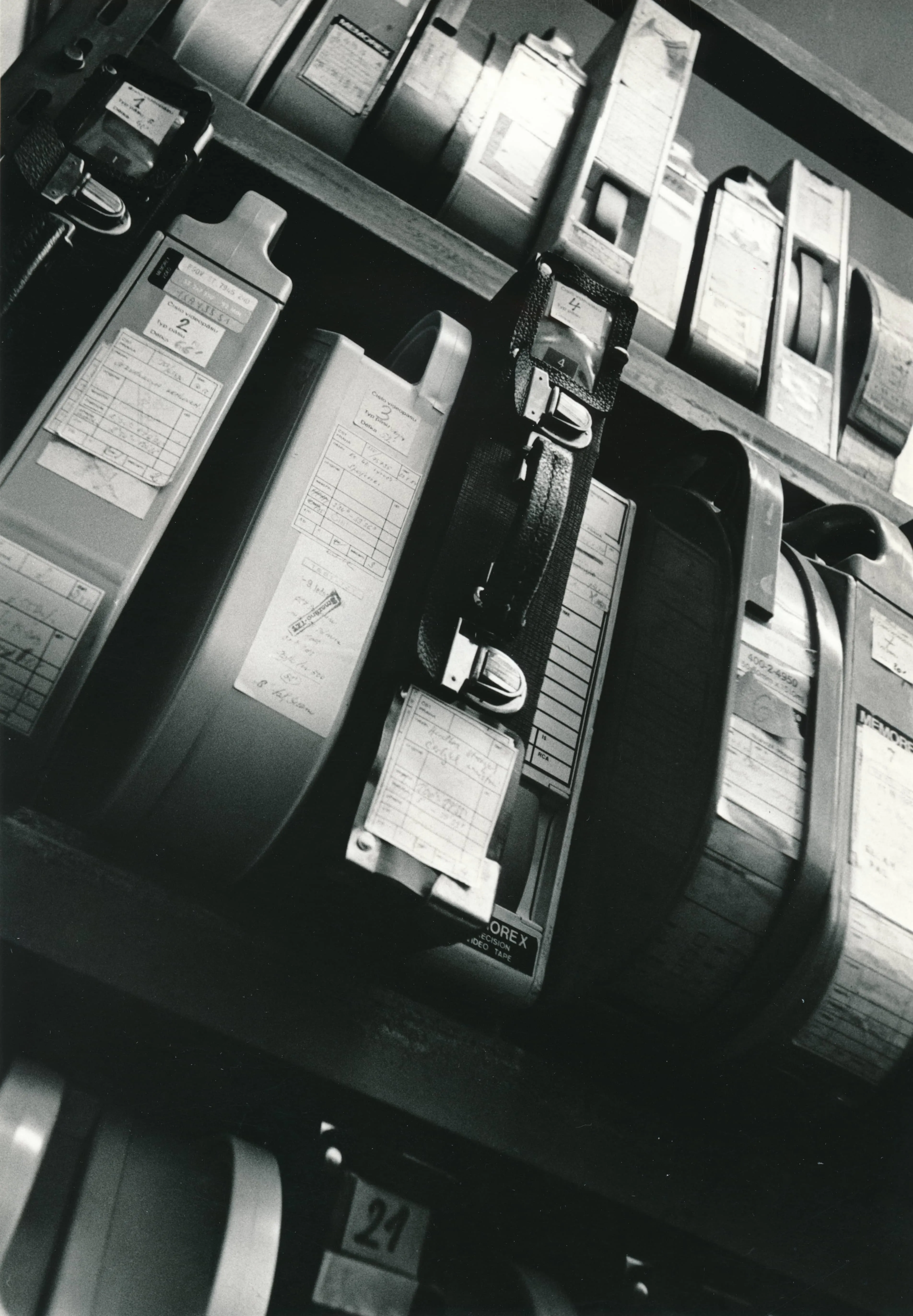 freecompress-F3193-009