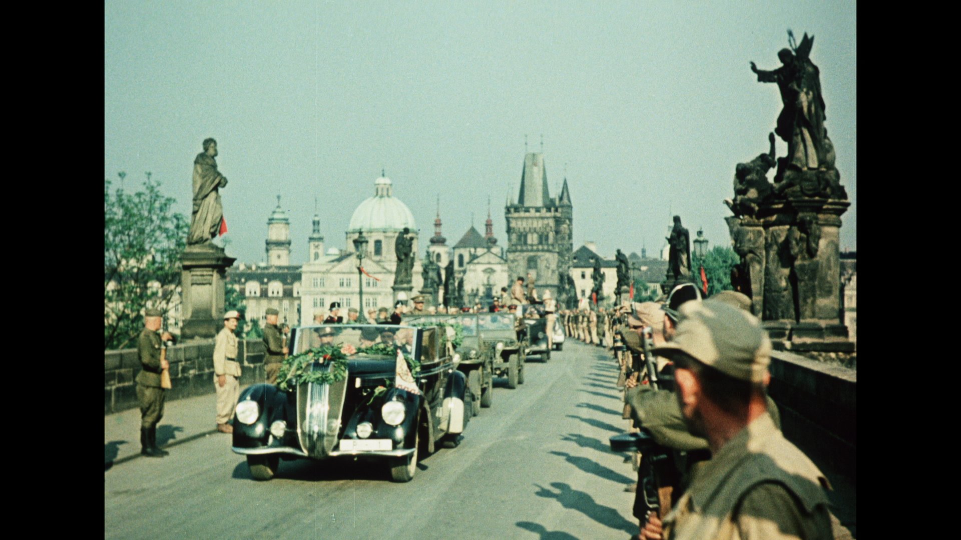 Prvních deset dní © Česká televize