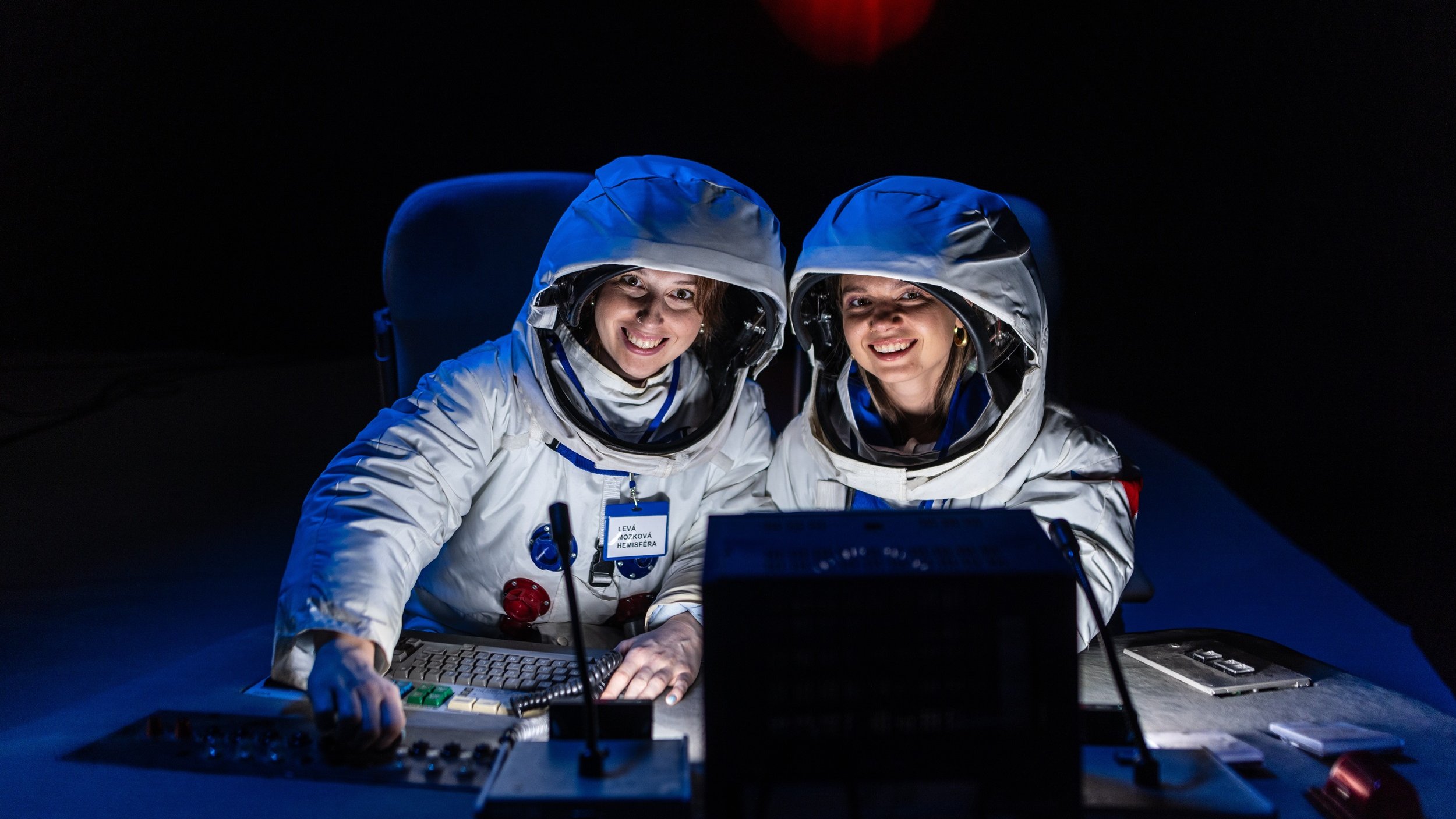 Na záchodcích 2 © Česká televize foto Mikuláš Křepelka