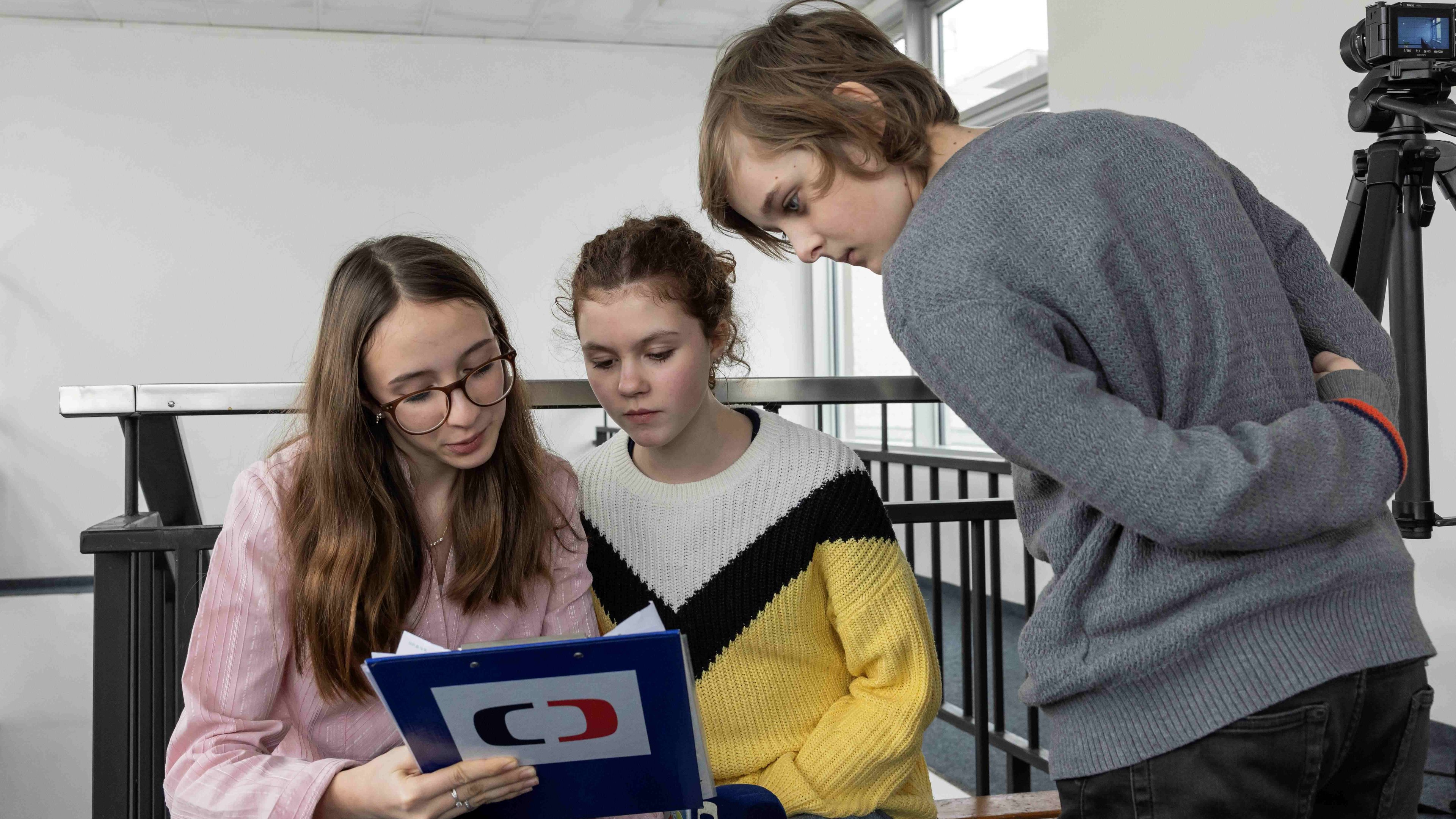 Reportéři na startu © Česká televize_Pavla Černá_4