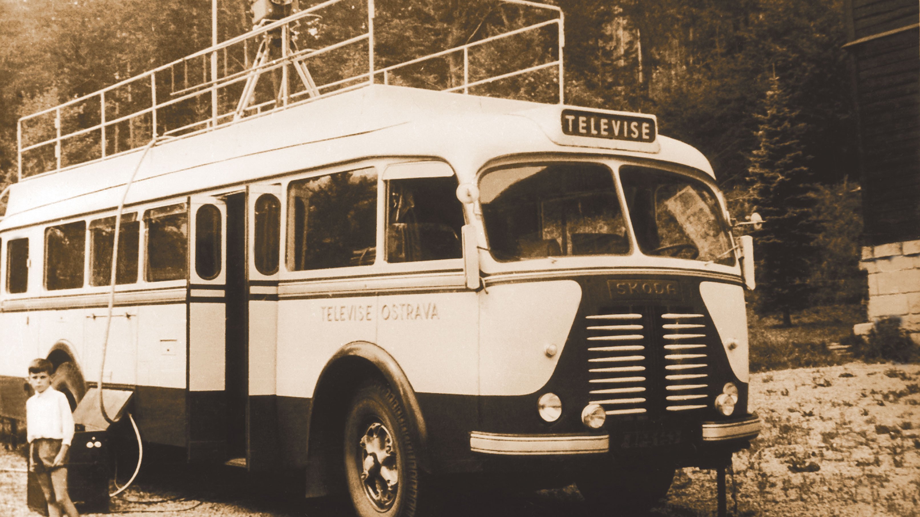 TS Ostrava 1956-První-přenosový-vůz