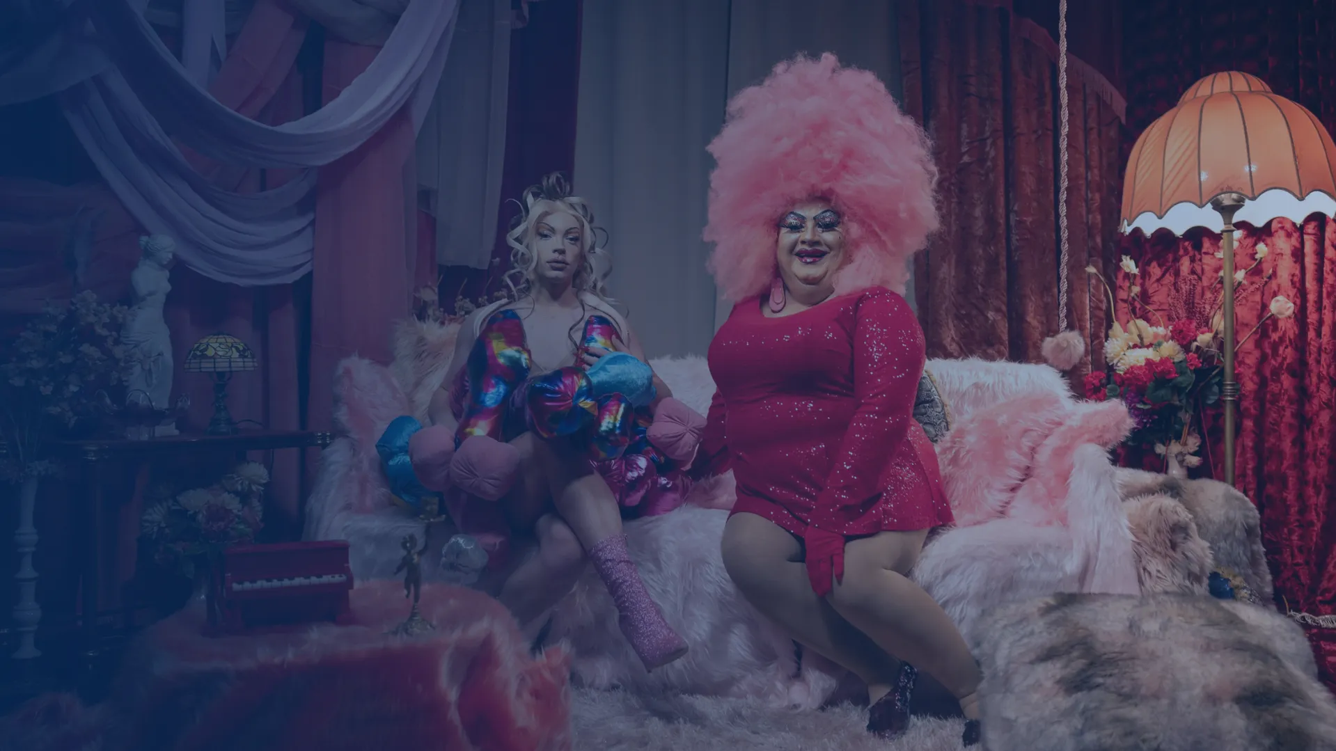 Zábavná talk show Chi Chi na gauči je bezpečným prostorem pro LGBTQ+ komunitu i osvětou veřejnosti