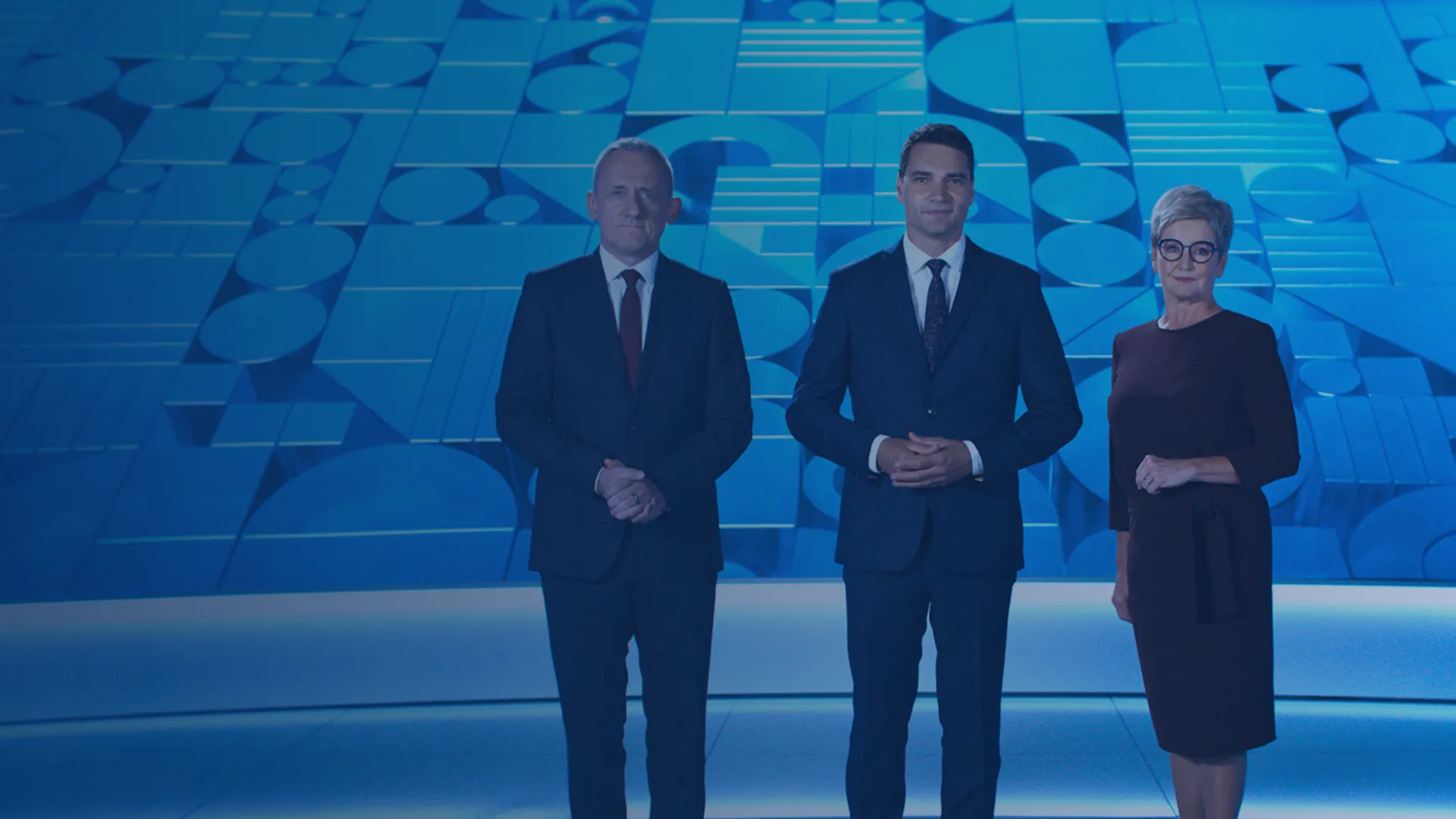 Čtrnáct tematických debat, duely kandidátů na premiéra a Superdebata. Česká televize startuje své předvolební vysílání