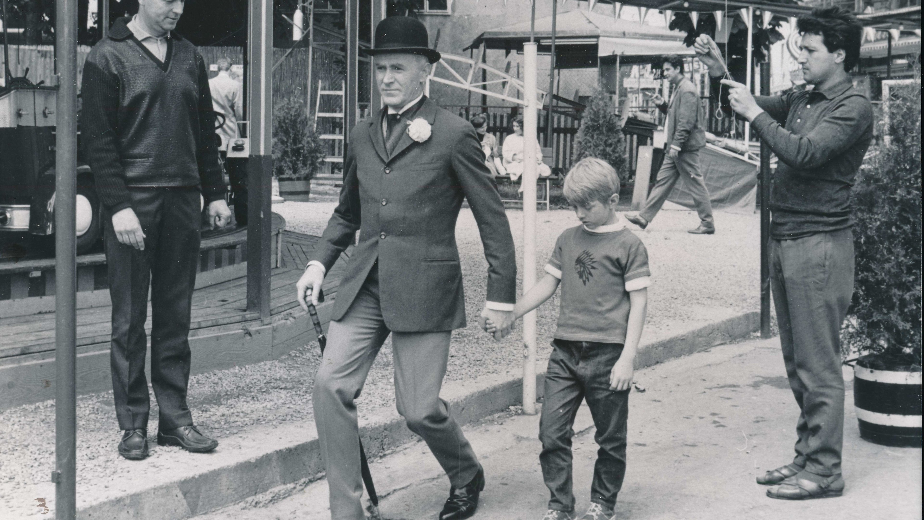 Jindřich Polák (vlevo) při natáčení Pana Tau © Česká televize