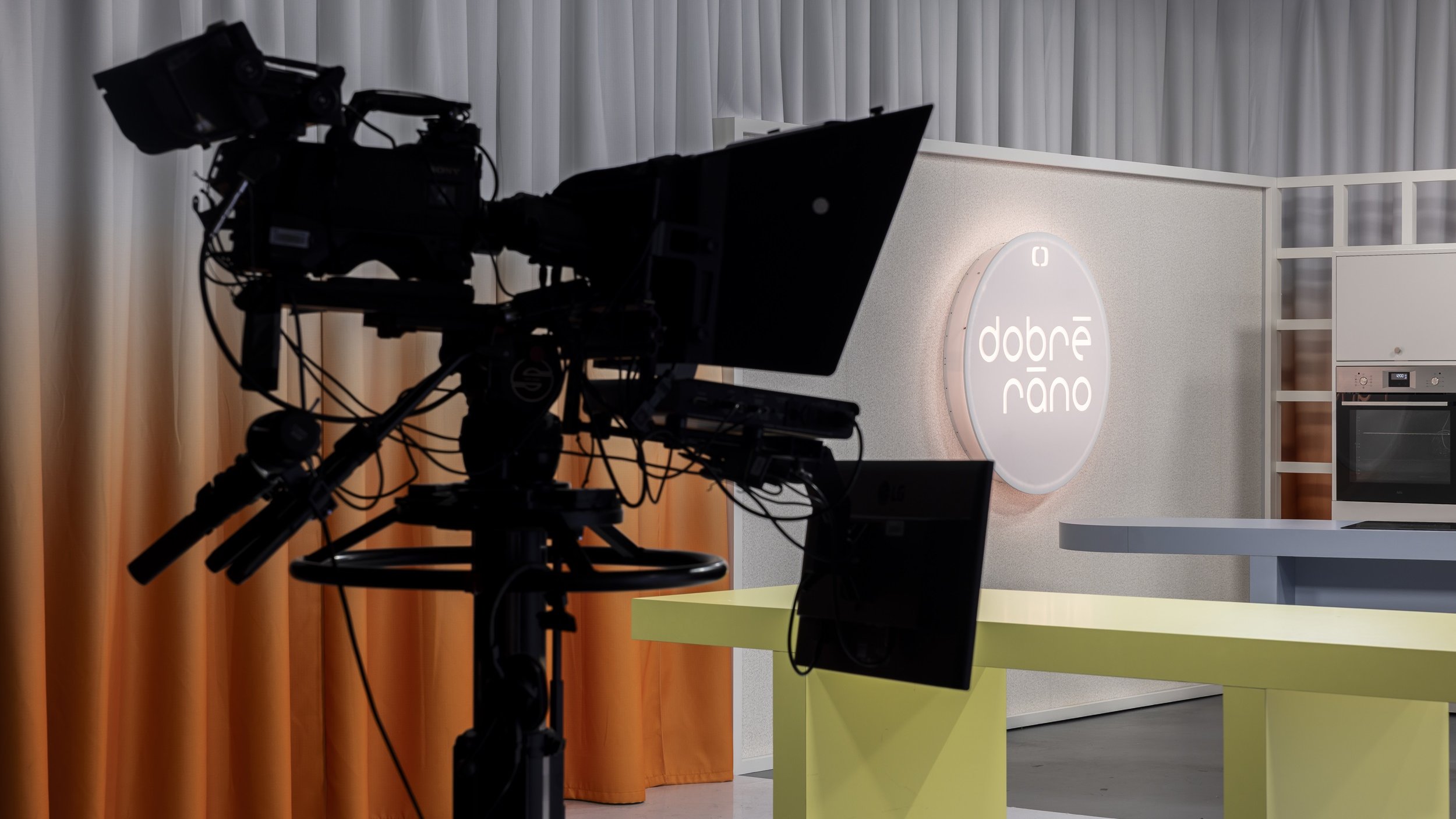 Interiér Dobré ráno logo © Česká televize