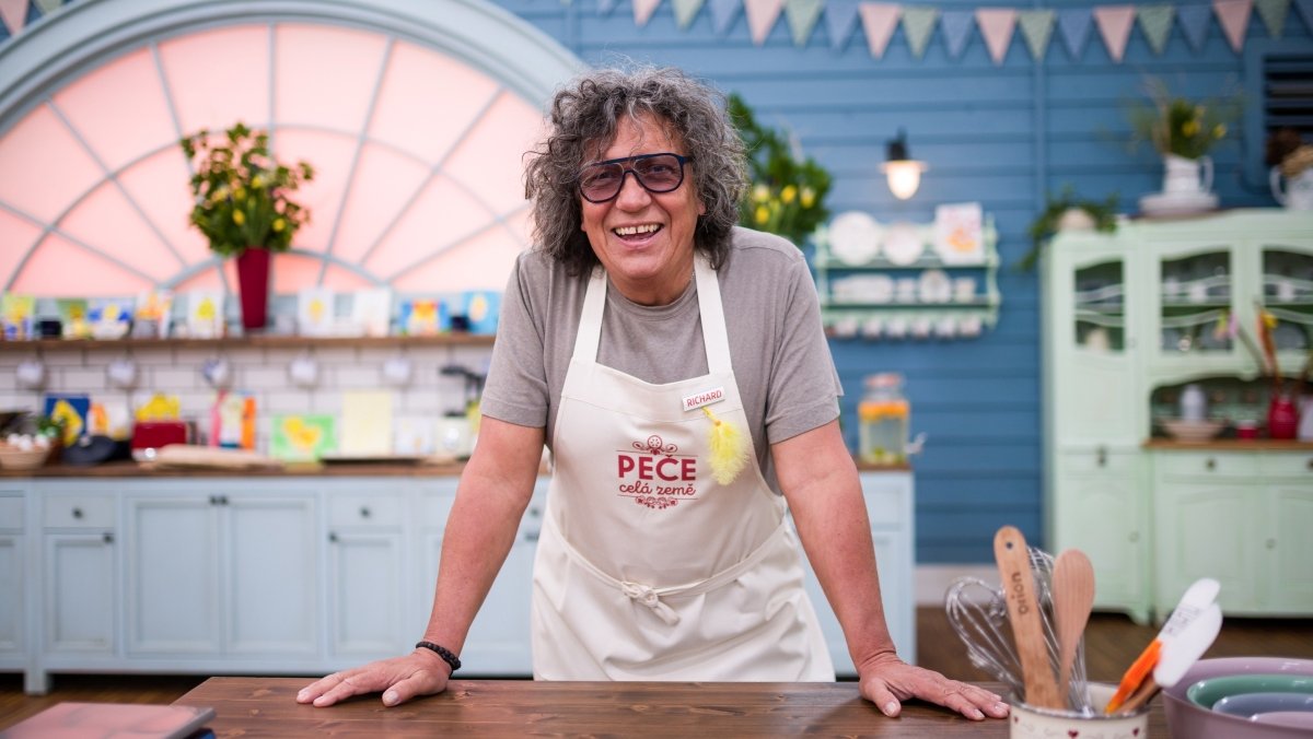 Peče celá země pomáhá dětem © Česká televize_foto_Mikuláš_Křepelka (5)